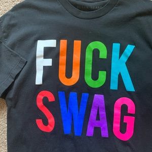 4 piece lot of Mens XL Designer T-Shirts